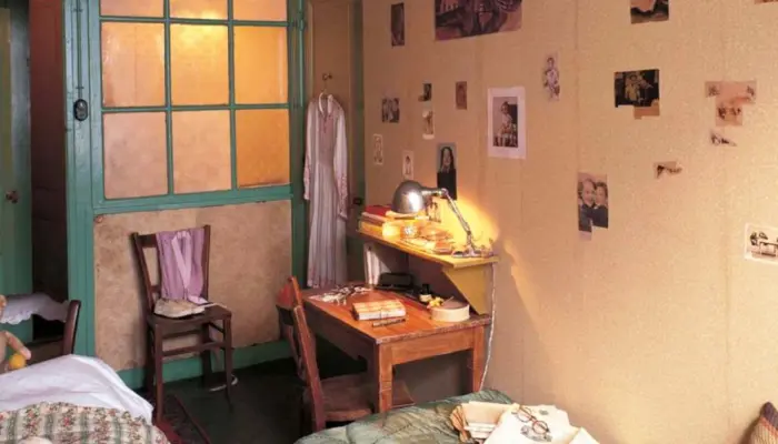 Дом Анны Франк: Окно в трагедию Холокоста и силу человеческого духа