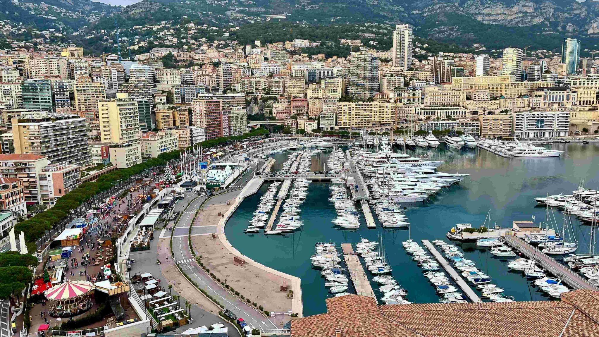 Восхищайтесь морским величием Монако