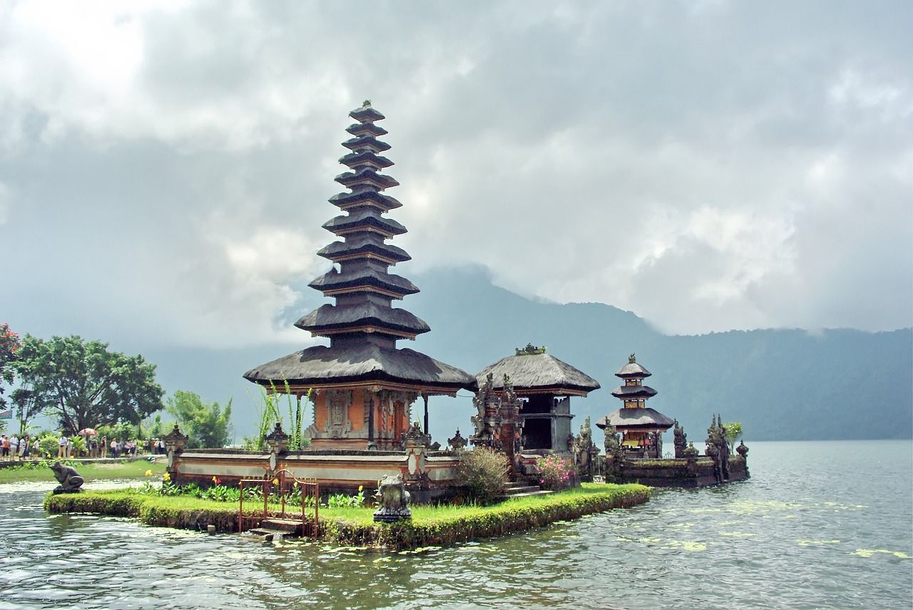 Lake Bratan and Pura Ulun Danu Temple: In Harmony with Nature